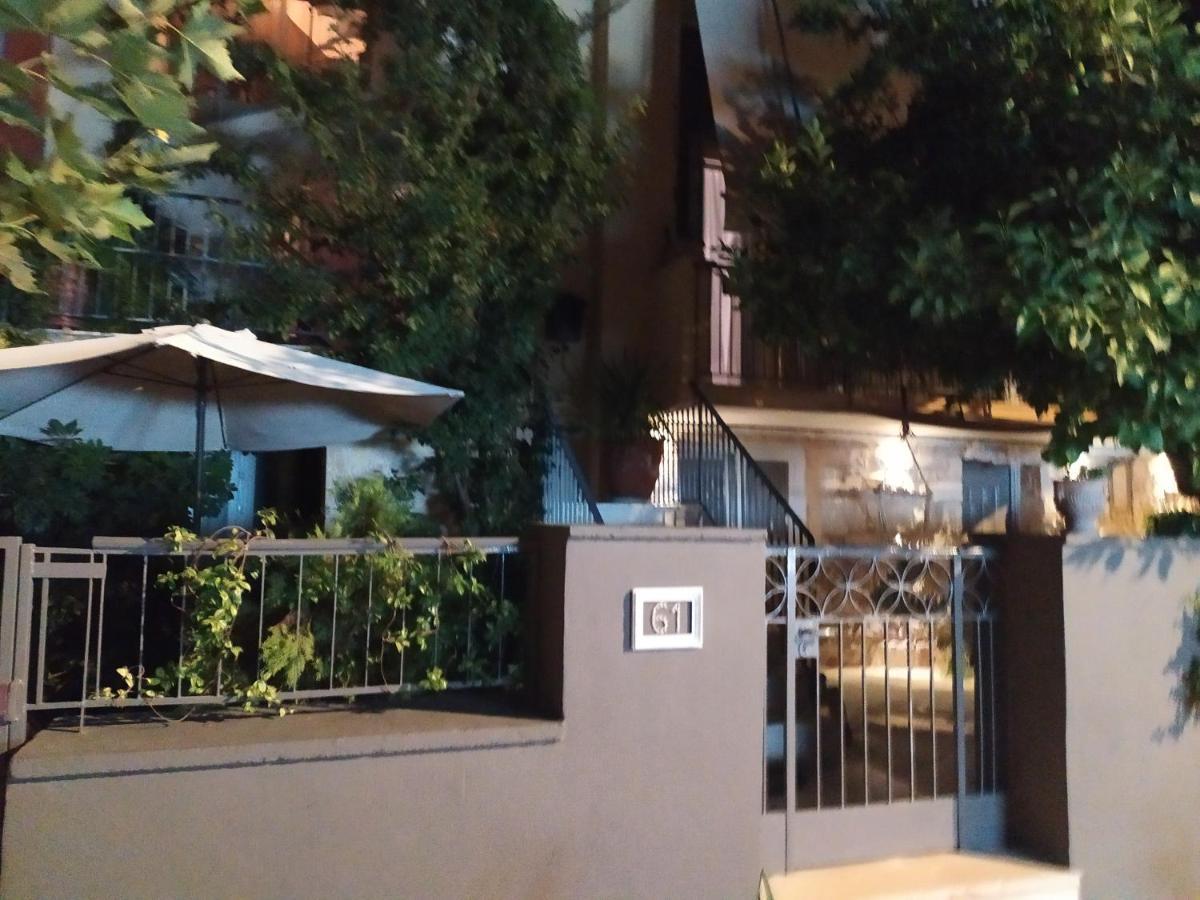 Villa Unique Luxury House Atenas Exterior foto